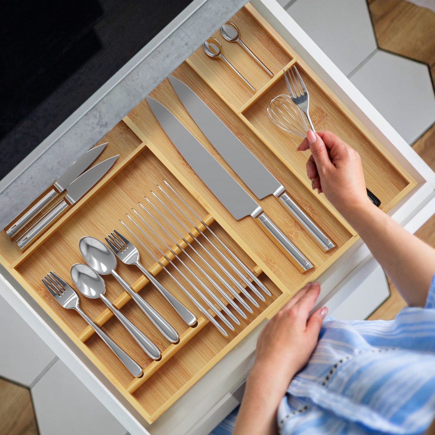 Expandable Bamboo Kitchen Drawer Organizer Adjustable Cutlery Tray Silverware Organizer