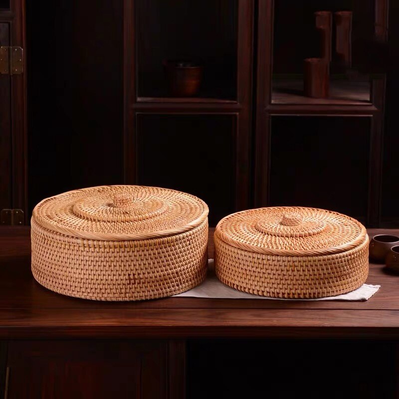 Handwoven Simple Retro Rattan Storage Basket with Lid - Forplanetsake